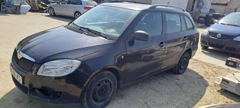 Piese Skoda fabia 2 2009 motor 1.4 TDI 3 pistoane cod BNV capota , usi