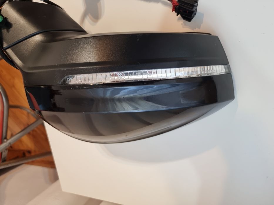 Oglinda dreapta completa VW Touareg 3 CR 2018-2024 OEM Originala