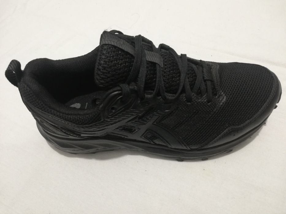 39,5 Asics Gel-Sonoma 6 Gore-tex masura 39,5