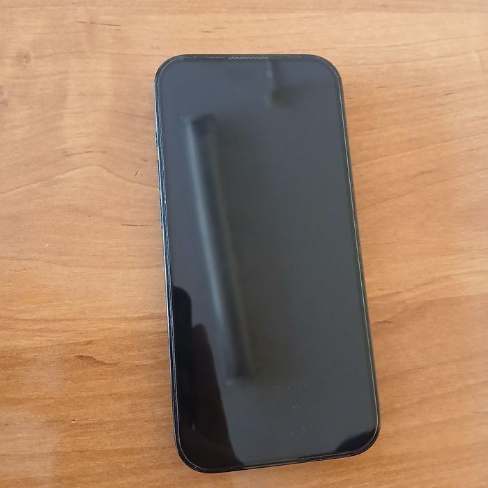 Продается айфон 14 про 256 гб