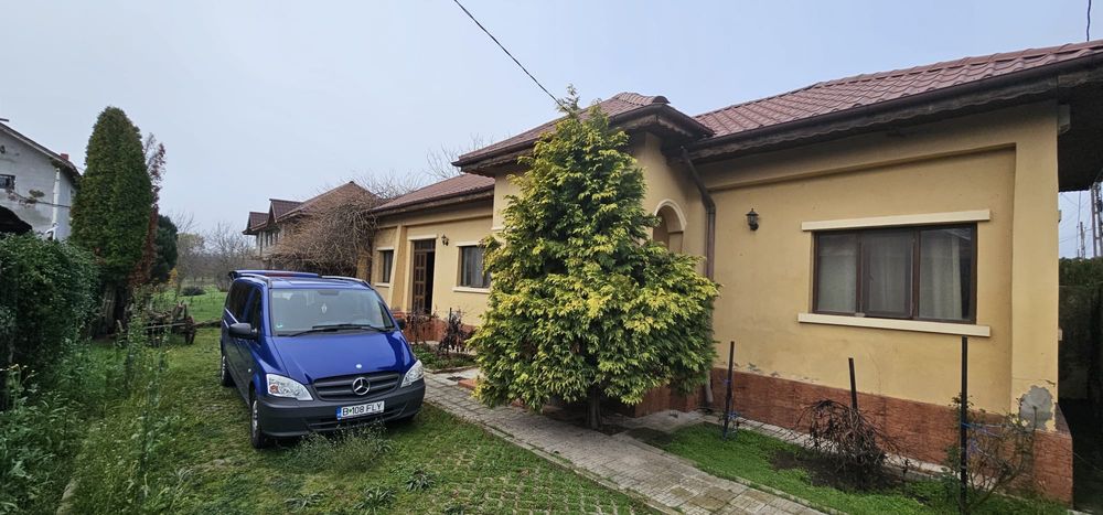 DOUA CASE + TEREN la 50km de Bucuresti