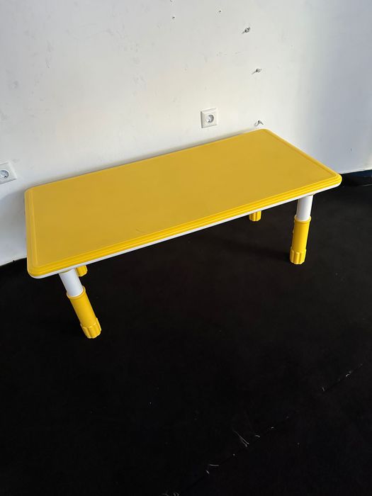 Детски маси/ столчета за детска градина / детски център