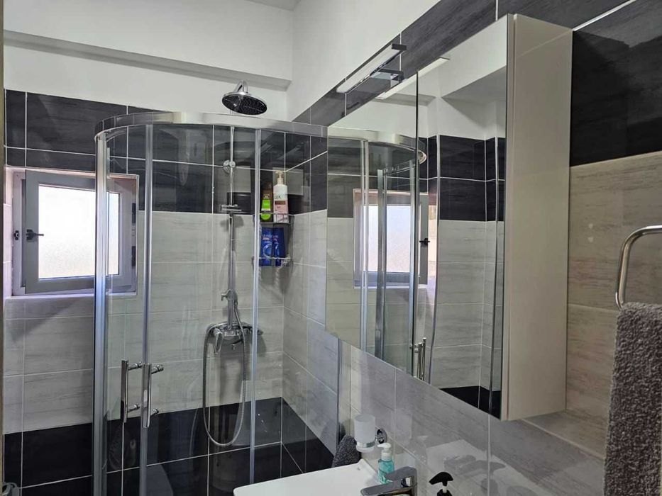 Продавам двустаен апартамент в Младост 3