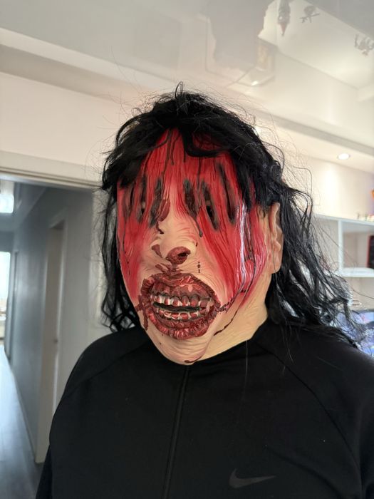 Кукерски маски  гумени маски