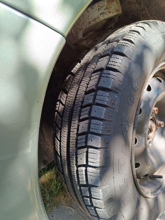 Vând Peugeot partener..motor 1.4 an 2004 ..in stare f.buna..