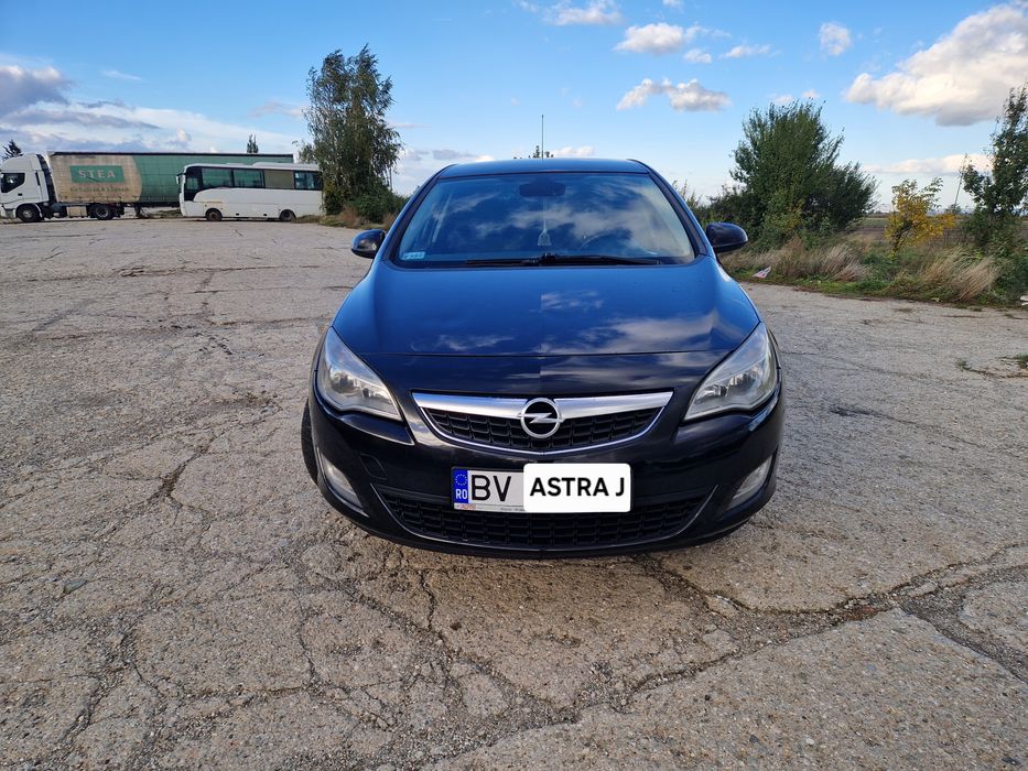 Opel astra J , 2011