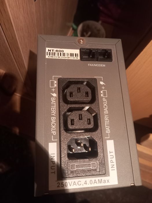 Продам источник питания UPS б.у