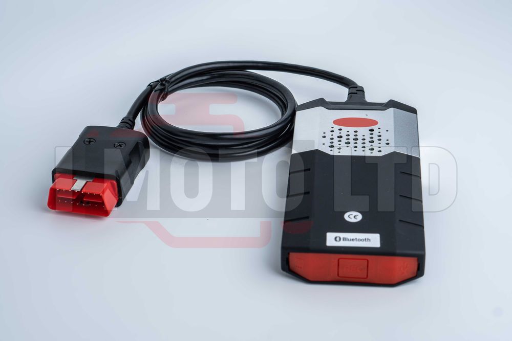 Универсална автодиагностика за коли и камиони DS150E