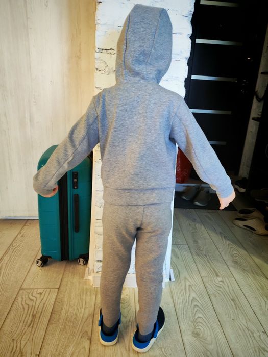 Uniqlo костюм детский 5-6 лет