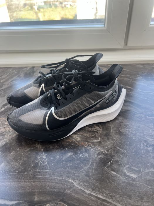 Adidasi dama marimea 37,5 in stare perfecta aproape noi