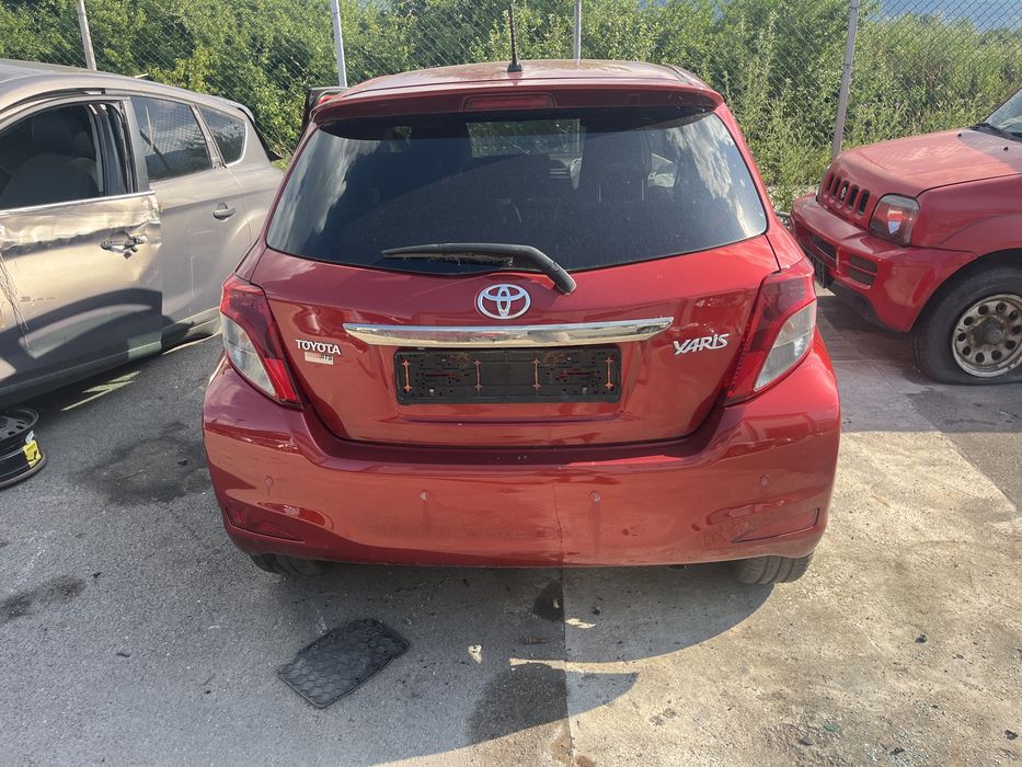 Toyota Yaris 2014 1.3 бензин За части!
