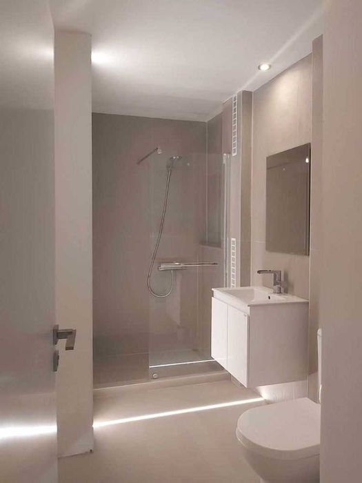 Дава се под наем Двустаен апартамент в София, Център - 70 кв.м за 800 € - Снимка #15