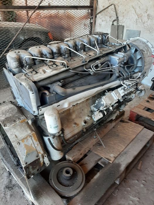 Dezmembrez motor Deutz