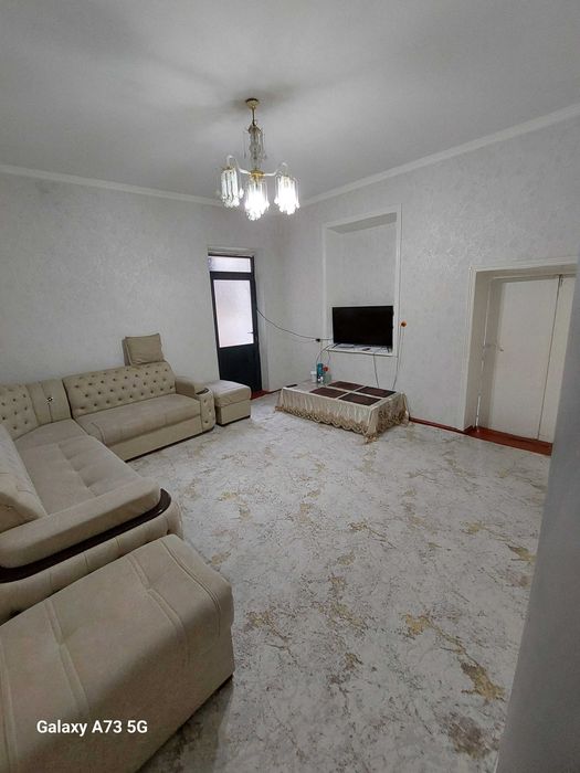 Uy sotiladi srochno!