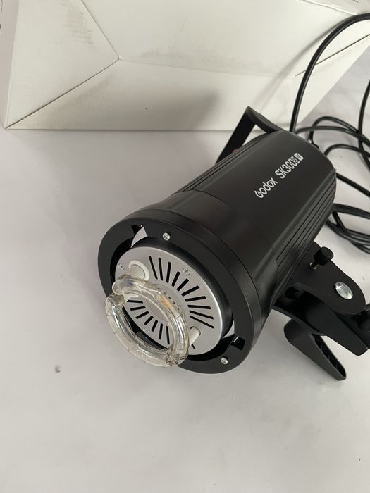 Импульсный свет Godox SL300