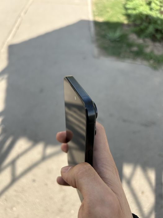 Iphone 16 pro с коробкой
