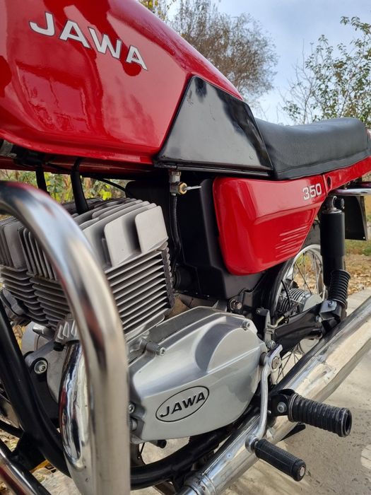 Jawa350.  12volt