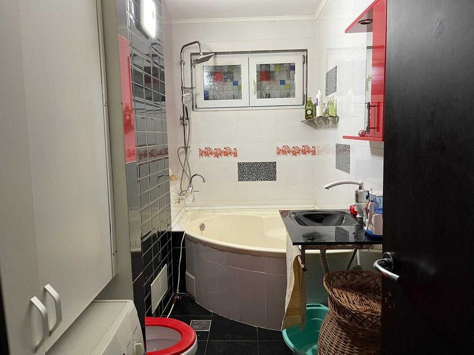 Vand apartament 4 camere ,MANASTUR, 82mp, et 1 din 4