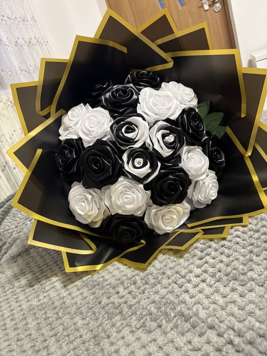 Buchete flori din satin