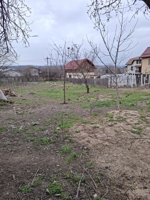 De vanzare teren+constructie