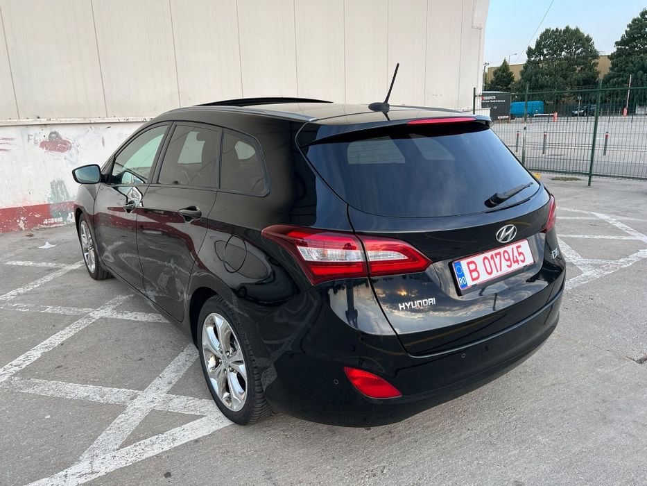 Hyundai I30/ 2015 /Panorama/Navi/Camera/