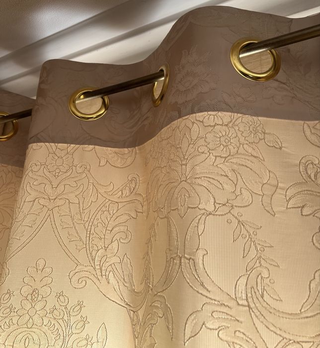 Шторы для дома из качественного материала.