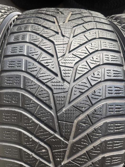 # 4x Anvelope Iarna 315/35 R21 275/40 R21 M+S - Yokohama BluEarth Winter