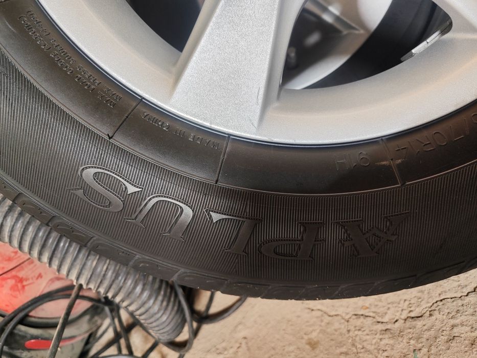 Диски с шинами летние