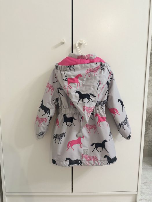 Куртка для девочки осень