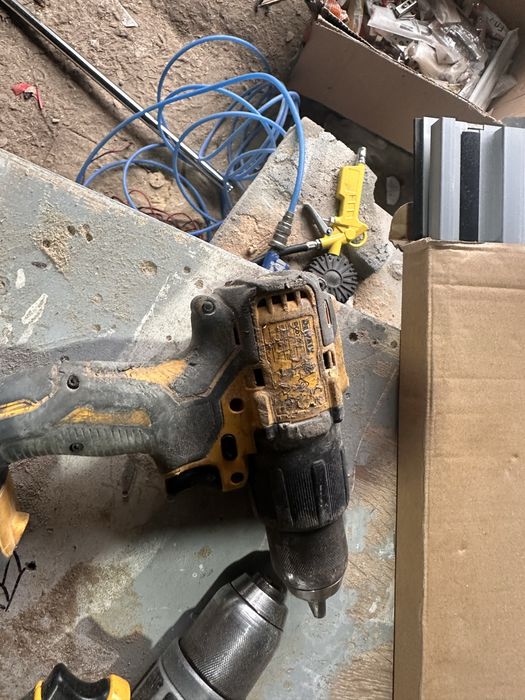 Девольт шурупаверт