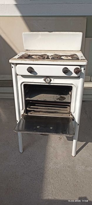 Плита газовая двух конфорочная  Б-У