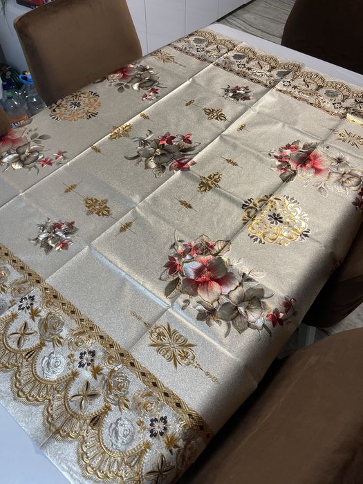 Fata de masa aurie 100x140 cm