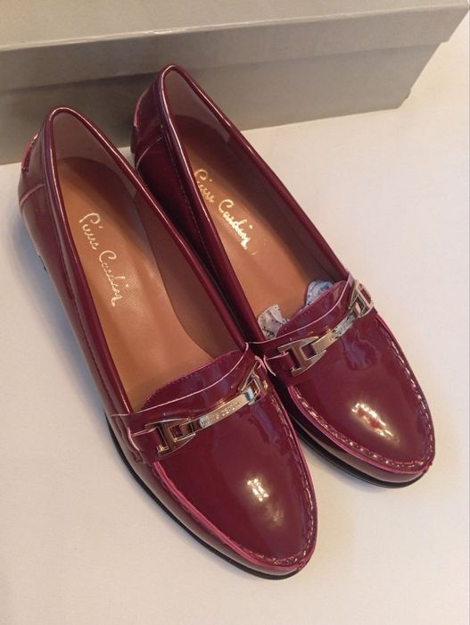 Продается кроссовки и туфли