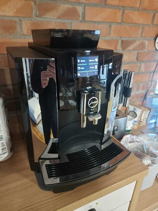 Expressor automat Jura WE8 profesional