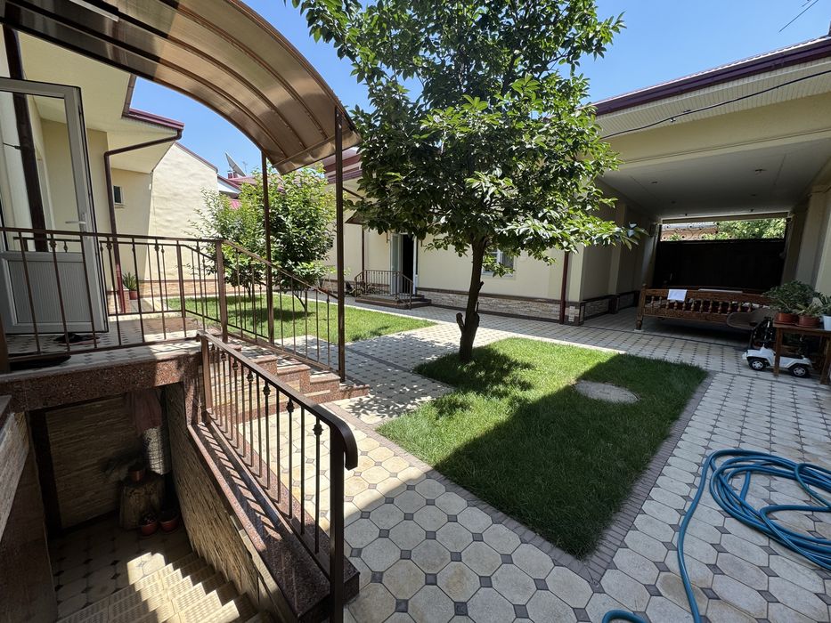 Продаётся дом в элитной махаллае Домбирабад