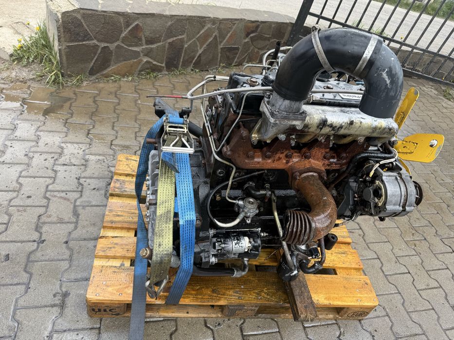 De vanzare motor perkins 1004.4