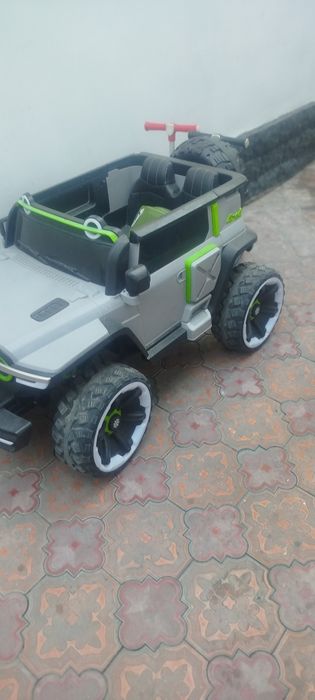 Электронная машинка детская.почти янги Кам ишлатилган..турган.2-кишили