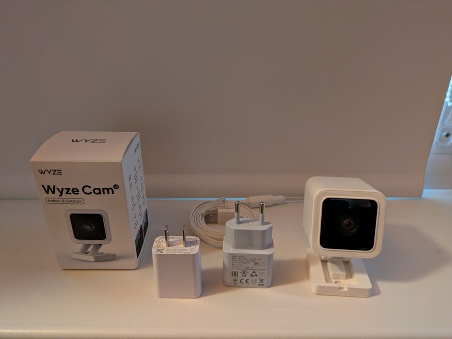 Camera Wyze Cam V3, interior exterior.