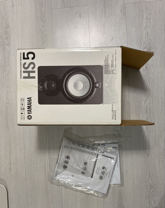 Продам мониторы Yamaha HS5 (динамики)