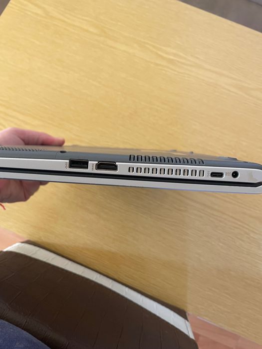 ASUS VivoBook X515 / SSD 256GB /