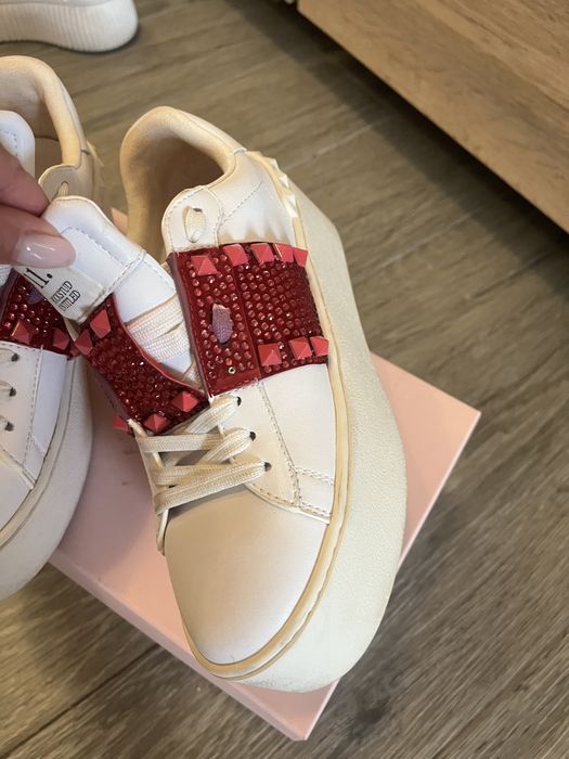 Кецове Valentino