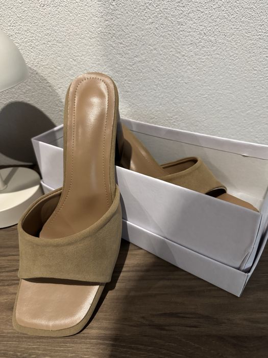 Бежови Чехли на ток Нови 39н