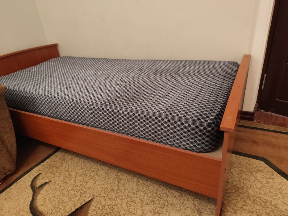 Диван 1 кишилик янги 499 минг сумга срочно сотилади