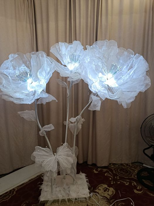 Продам декоративные цветы