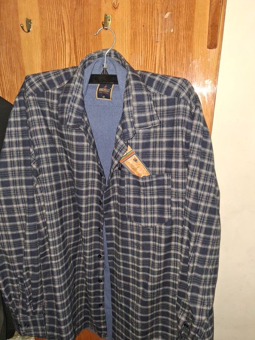 Фирменный рубашка.Весна.