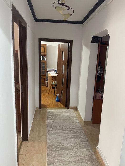 Apartament 3 camere Dragasani