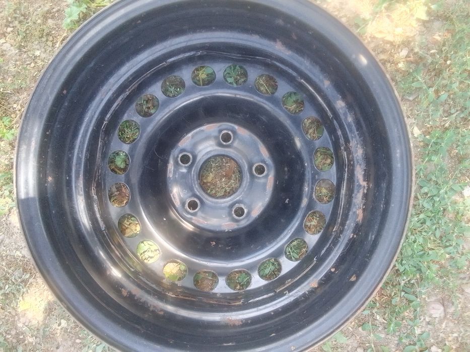 Продам один диск