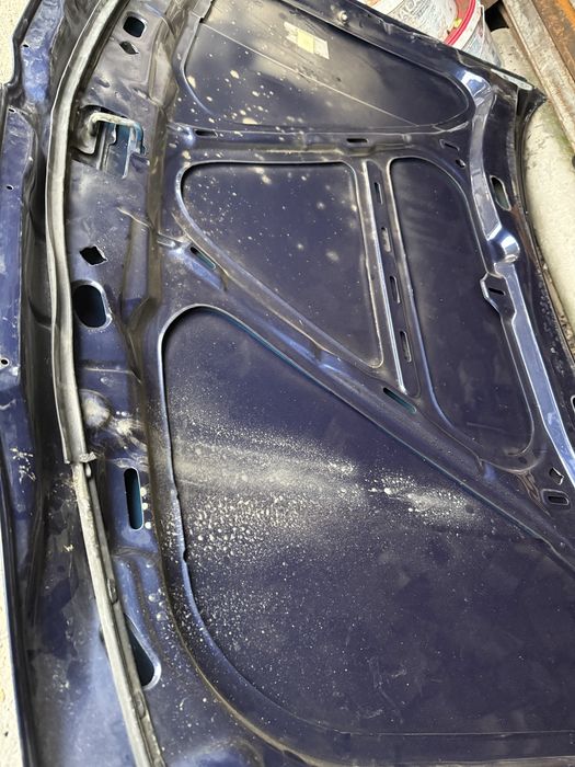 Продам капот гольф 4