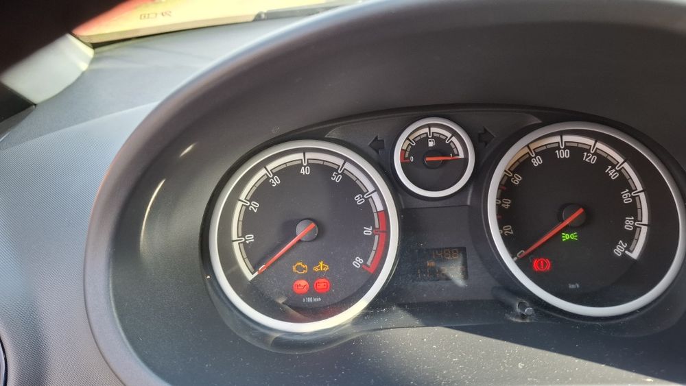 Opel corsa d 1.2 benzina an 2007