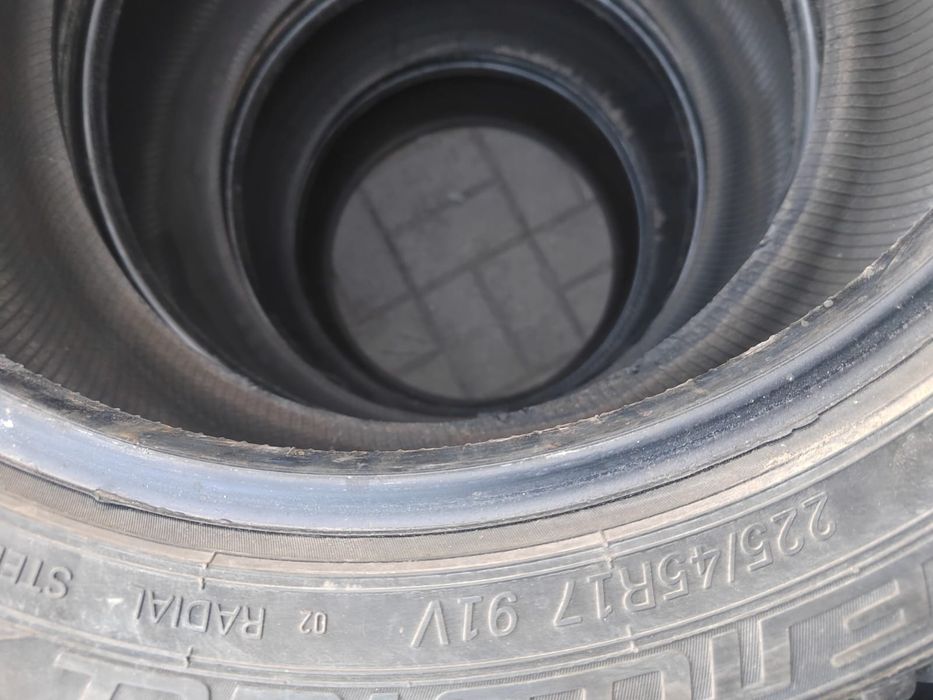 Продам помплеткт летний шин